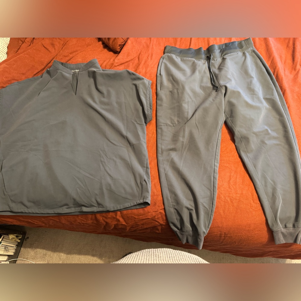Mandala Scrubs, top is an xl Mandarin Style neck line, pants are a 2XL, Pewter